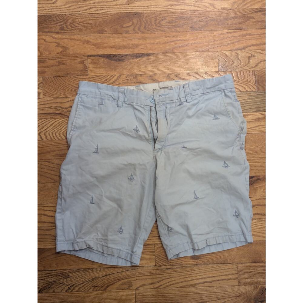 Old Navy Sailboat Print Mens Shorts Light Blue Size 31